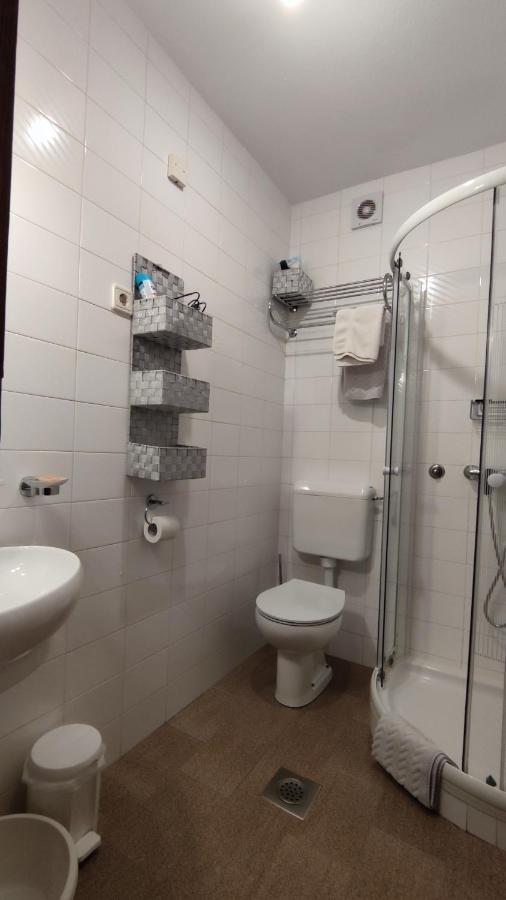 Apartments Kapus Center Μπλεντ Εξωτερικό φωτογραφία